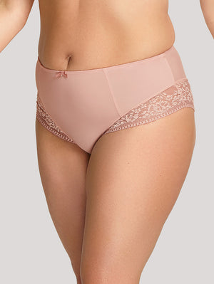 Sculptresse Roxie Brief